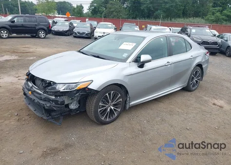 2020 Toyota Camry Se Awd z USA, uszkodzony, nr VIN 4T1G11BKXLU009460